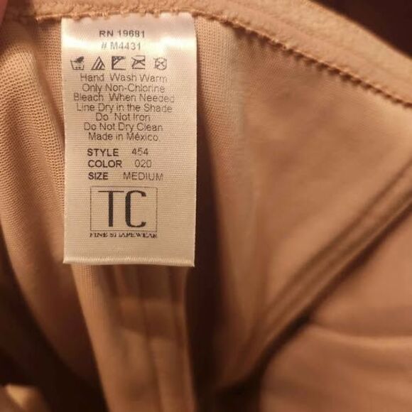 TC Even More Shapewear Size Medium - Picture 5 of 5